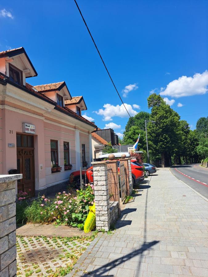 Rooms Cehovin Postojna Εξωτερικό φωτογραφία