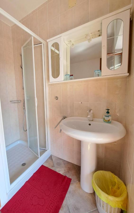 Rooms Cehovin Postojna Εξωτερικό φωτογραφία