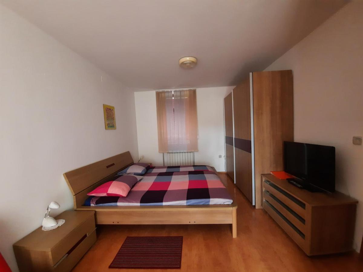 Rooms Cehovin Postojna Εξωτερικό φωτογραφία