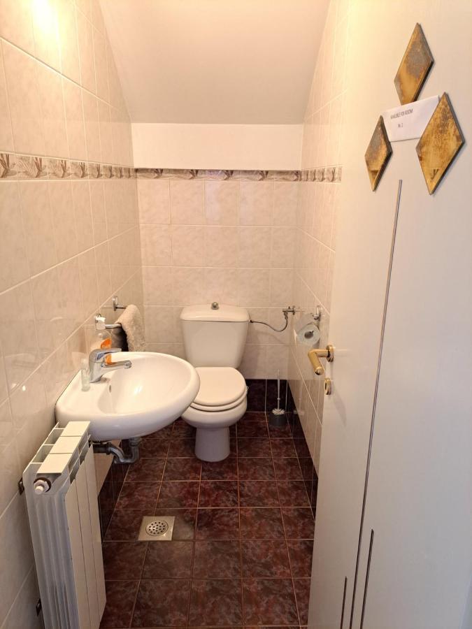 Rooms Cehovin Postojna Εξωτερικό φωτογραφία