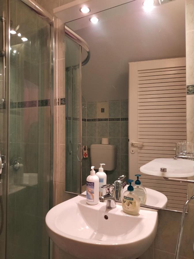 Rooms Cehovin Postojna Εξωτερικό φωτογραφία