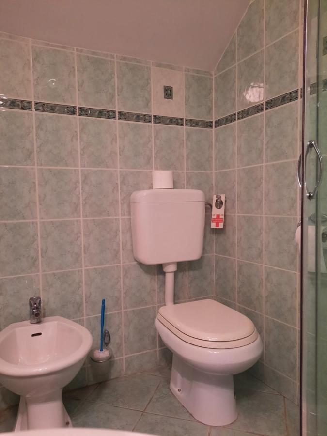 Rooms Cehovin Postojna Εξωτερικό φωτογραφία